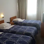 Zagreb 2* Split
