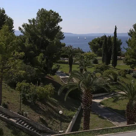 Ξενοδοχείο Zagreb 2*