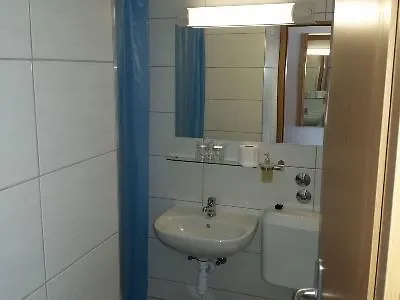 Zagreb 2*