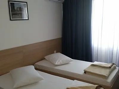 Zagreb 2*