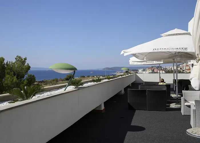 Zagreb 2* سبليت