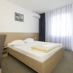 Zagreb 2*