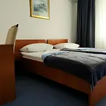 호텔 Zagreb